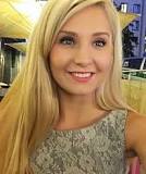 How tall is Lauren Southern?